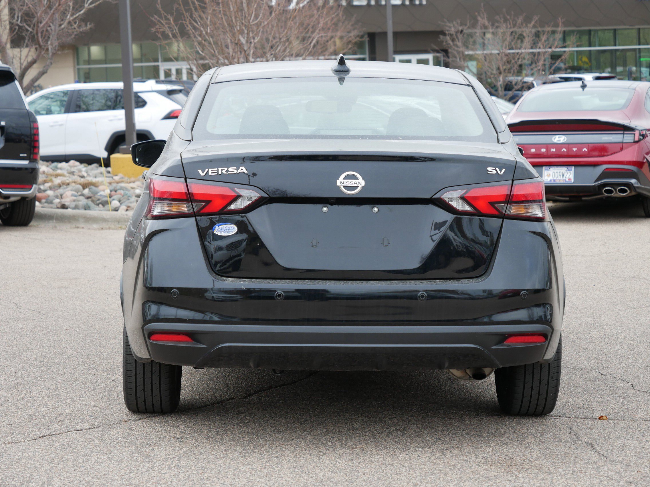 Used 2021 Nissan Versa SV image 7