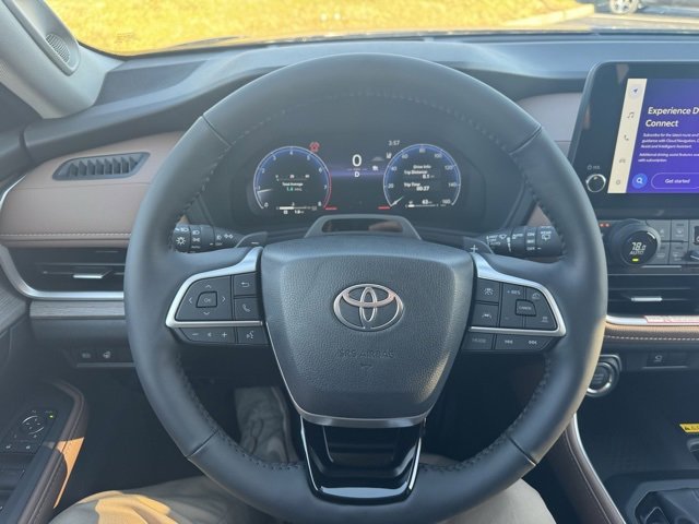 New 2026 Toyota Grand Highlander Platinum image 25