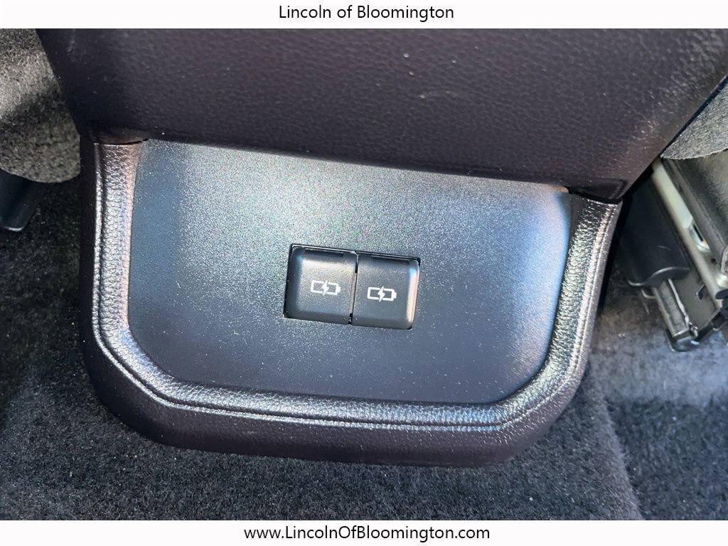 Used 2022 Toyota Highlander XLE image 19