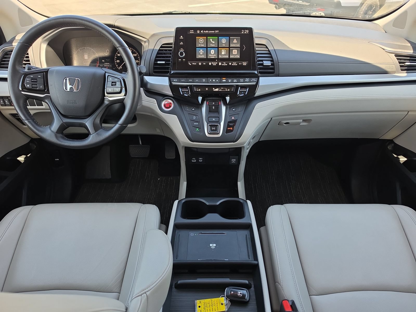 Used 2025 Honda Odyssey EX-L image 9