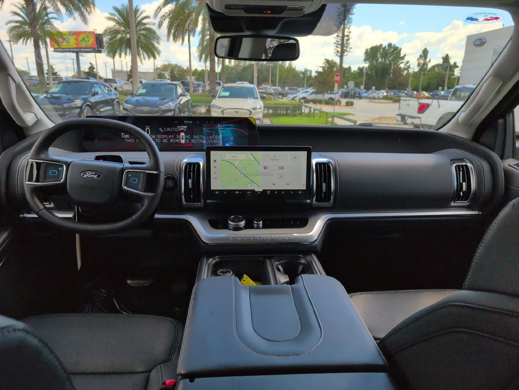 New 2027 Ford Expedition Platinum RWD image 8