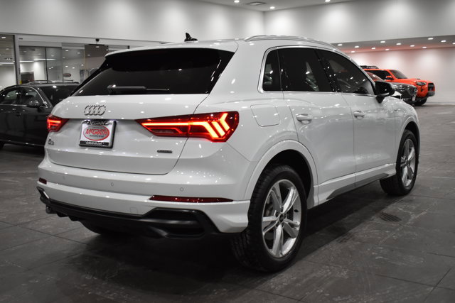 Used 2022 Audi Q3 2.0T Premium Plus image 11