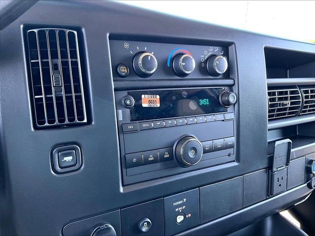 New 2026 Chevrolet Express 2500 w/ Driver Convenience Package RWD image 19