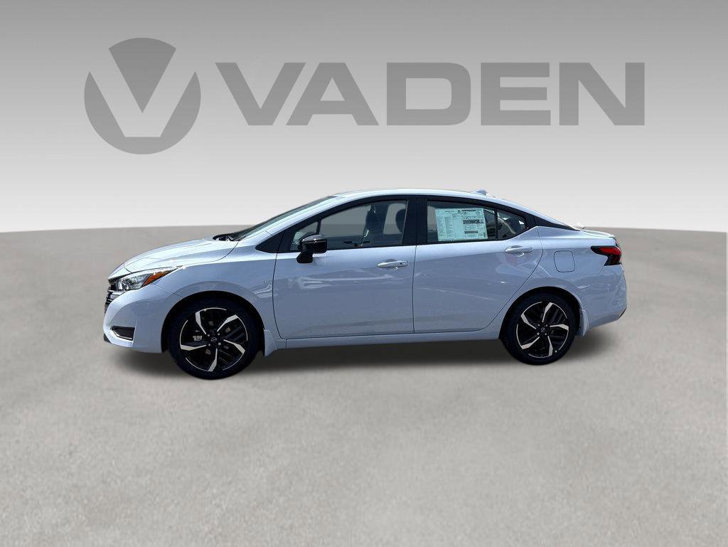 Used 2025 Nissan Versa SR w/ Trunk Package FWD image 28