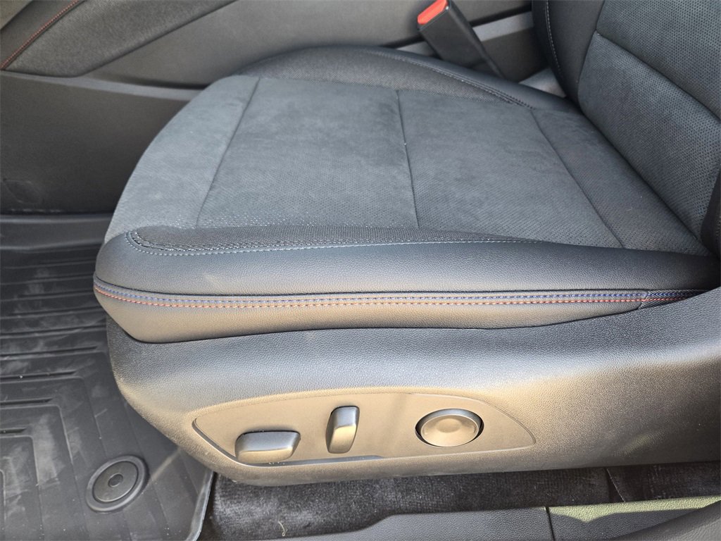 New 2025 Chevrolet Blazer EV RS w/ Super Cruise Package image 13