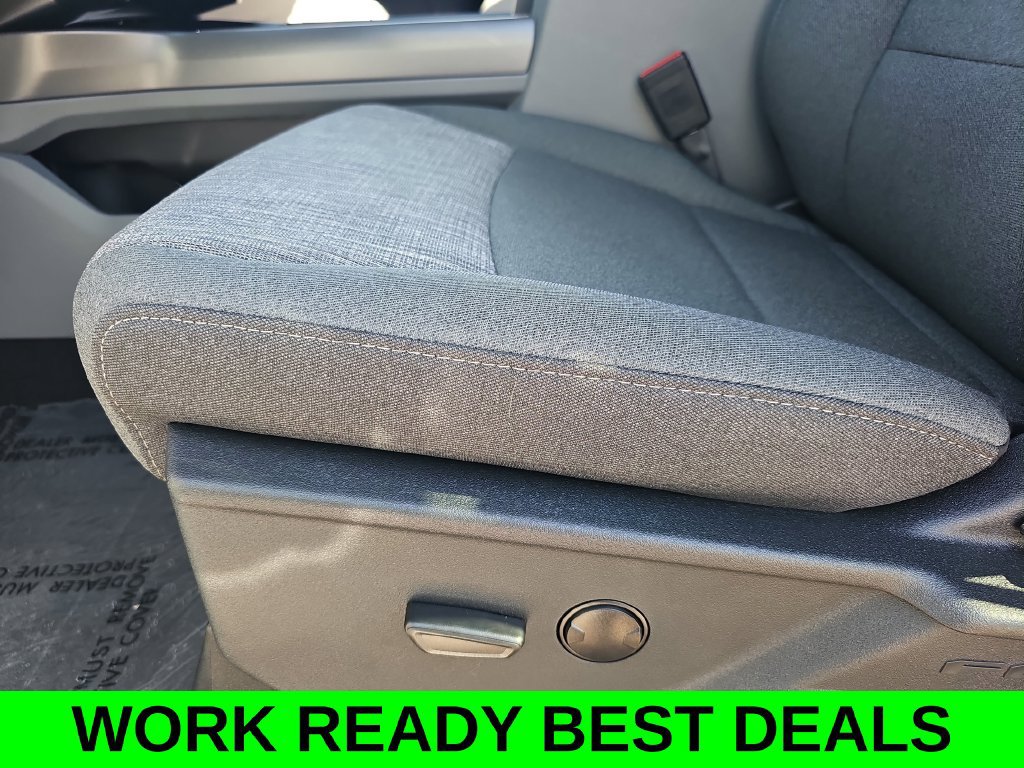New 2026 Ford F250 XLT w/ XLT Premium Package AWD/4WD image 29
