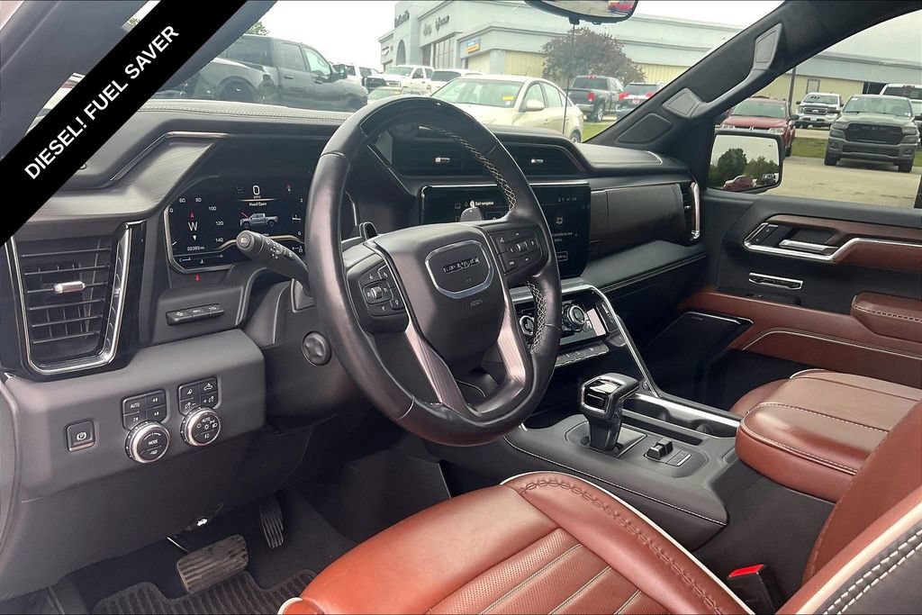 Used 2024 GMC Sierra 1500 Denali Ultimate AWD/4WD image 11