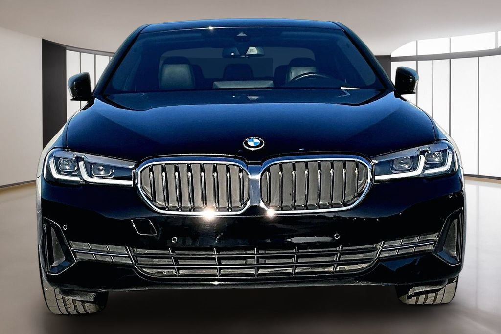 Used 2021 BMW 530e w/ Convenience Package RWD image 2