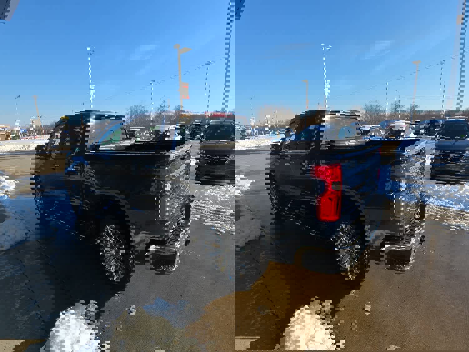 Used 2022 Chevrolet Silverado 1500 LTZ image 6