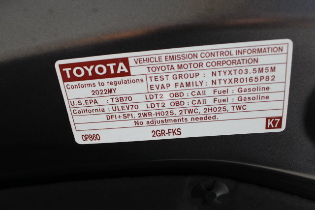 Used 2022 Toyota Highlander LE FWD image 61