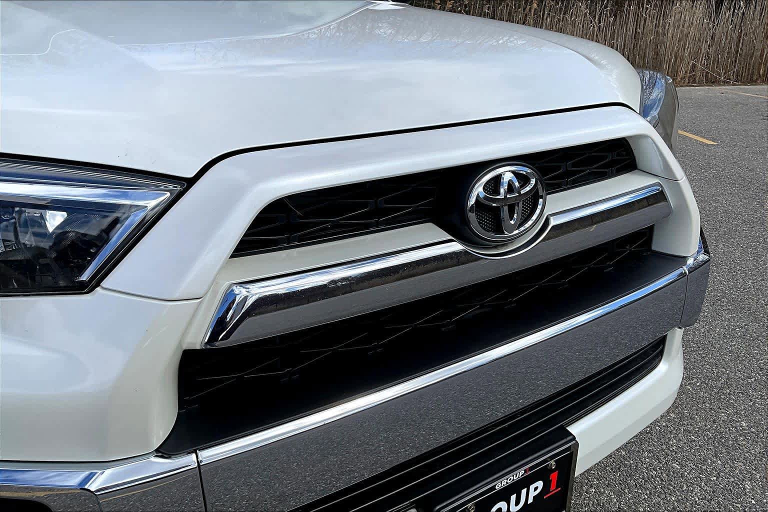 Used 2017 Toyota 4Runner Limited image 32