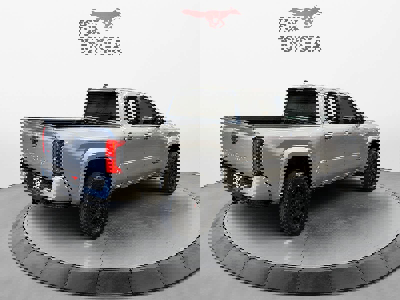 Used 2025 Toyota Tacoma SR5 image 6