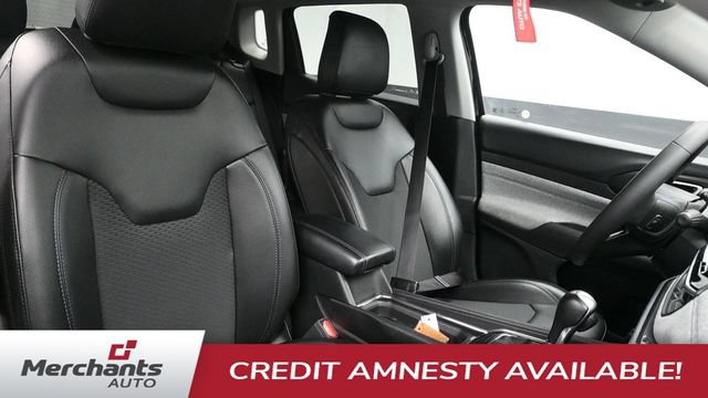 Used 2022 Jeep Compass Latitude AWD/4WD image 17