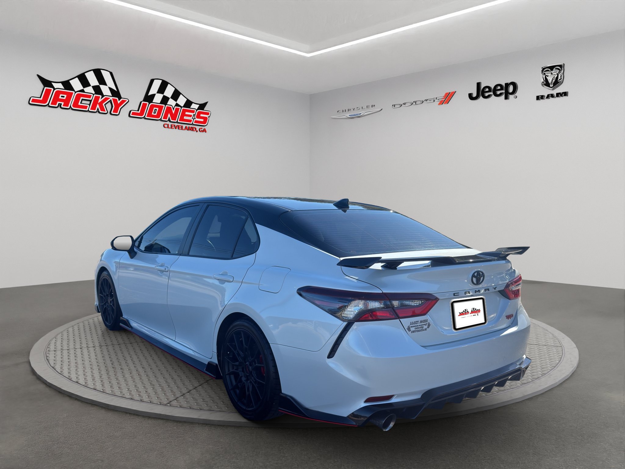 Used 2023 Toyota Camry TRD w/ TRD Package w/JBL Audio FWD image 7