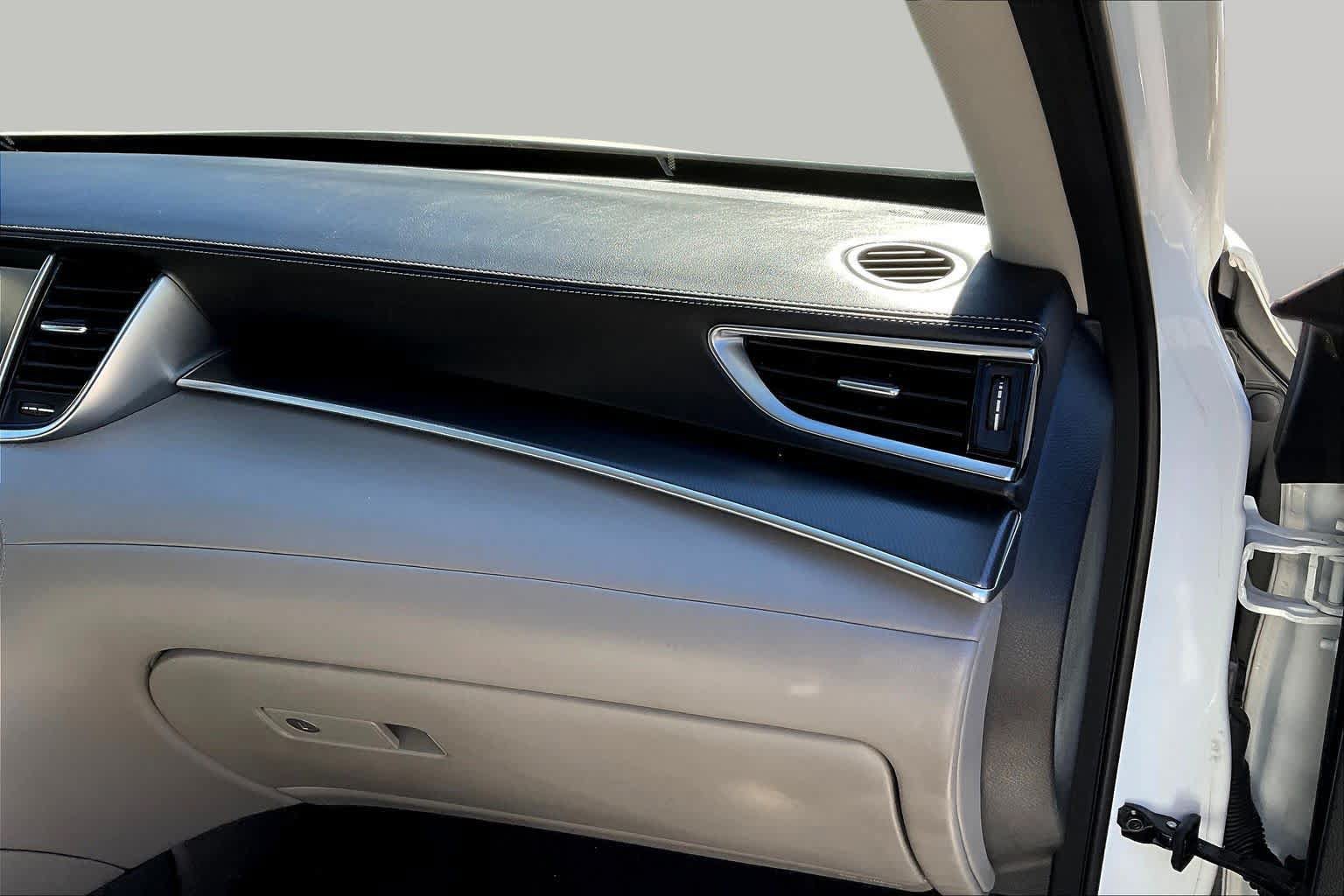 Used 2024 INFINITI QX50 Luxe FWD image 19