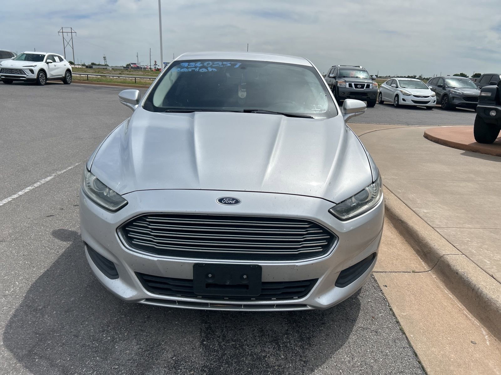 Used 2013 Ford Fusion SE image 2