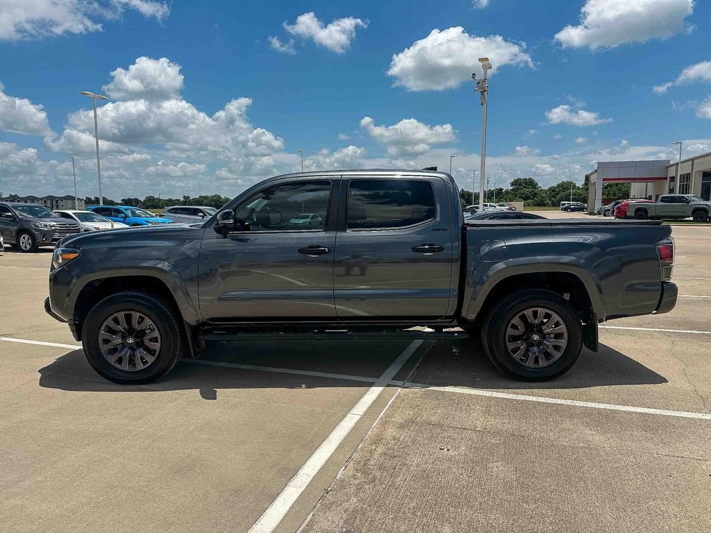 Used 2022 Toyota Tacoma Limited w/ Nightshade Package AWD/4WD image 6