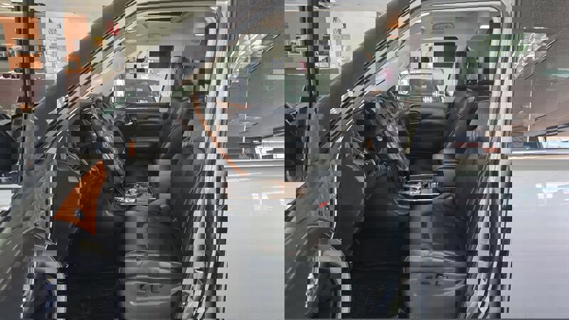 Used 2018 INFINITI QX80 4WD w/ Driver Assistance Package image 9