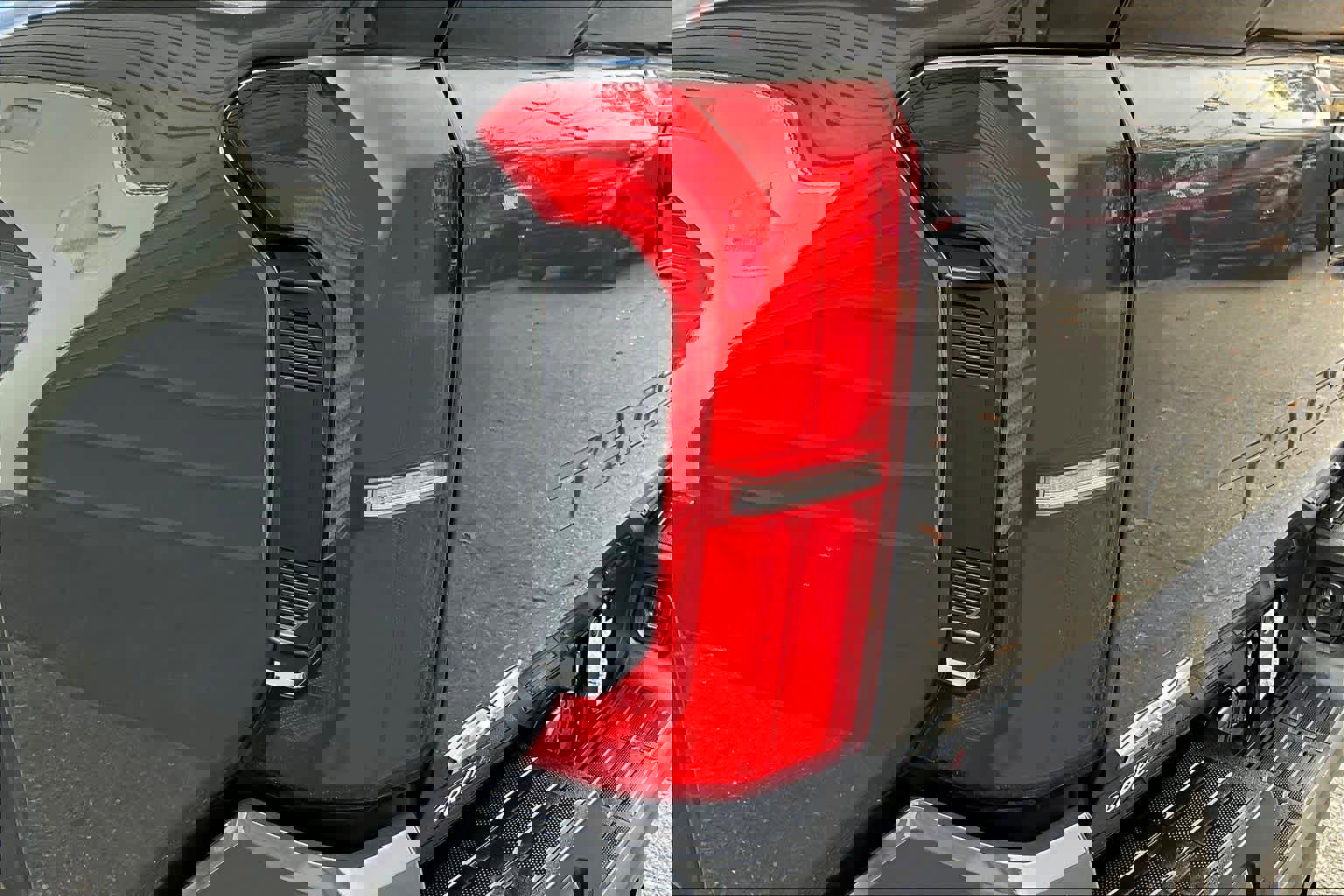 Certified 2024 Toyota Tacoma SR5 image 25