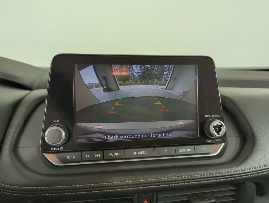 Used 2024 Nissan Rogue S image 26