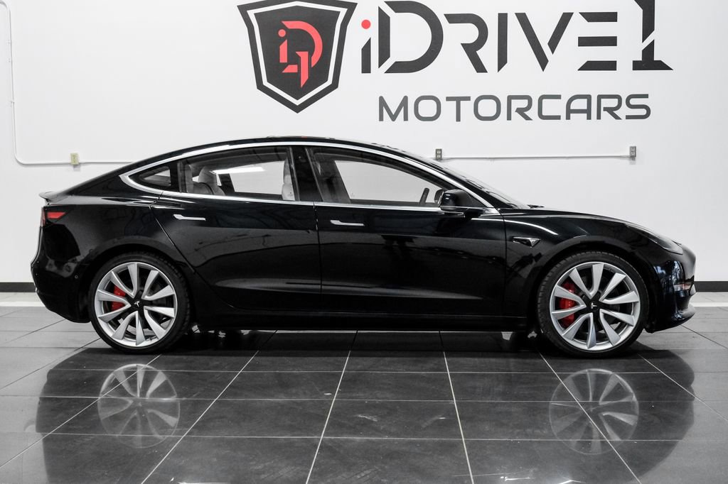 Used 2018 Tesla Model 3 Performance image 11