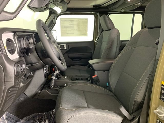 New 2026 Jeep Gladiator Sport AWD/4WD image 12