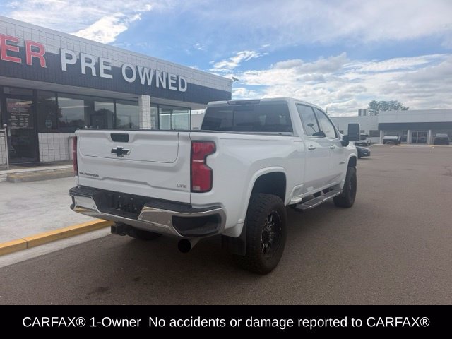 Used 2024 Chevrolet Silverado 2500 LTZ w/ LTZ Convenience Package AWD/4WD image 7
