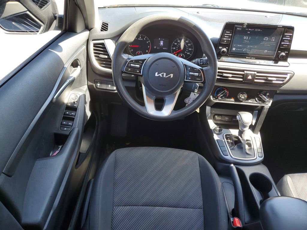 Certified 2023 Kia Seltos LX AWD/4WD image 12