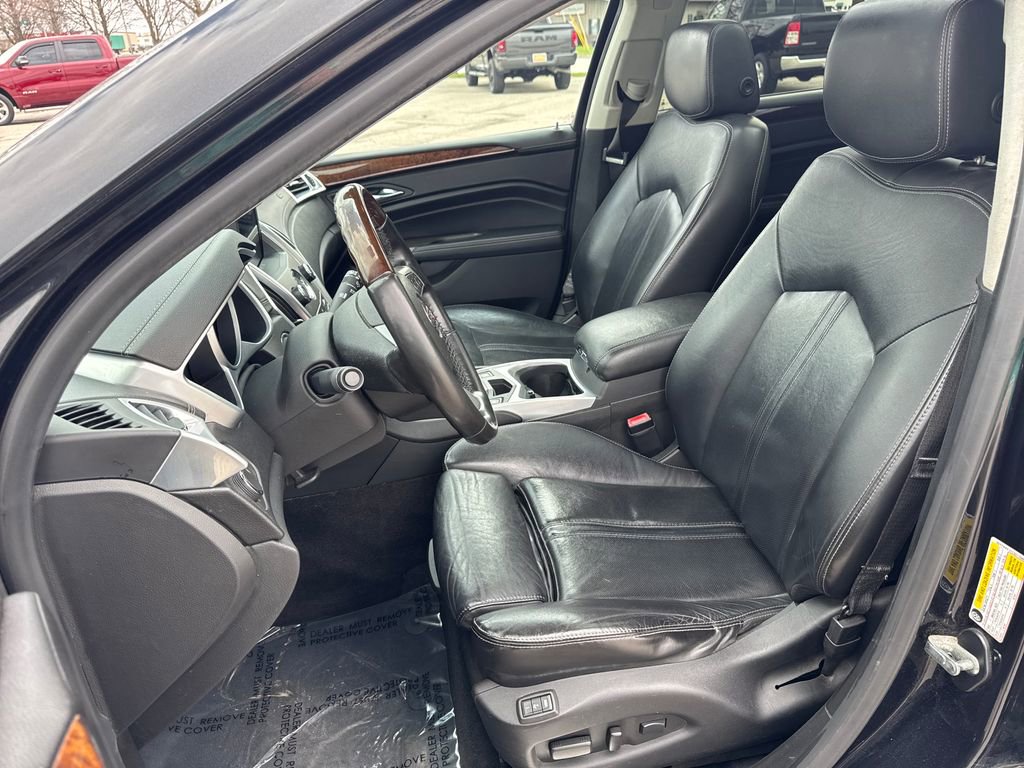 Used 2012 Cadillac SRX Luxury image 11