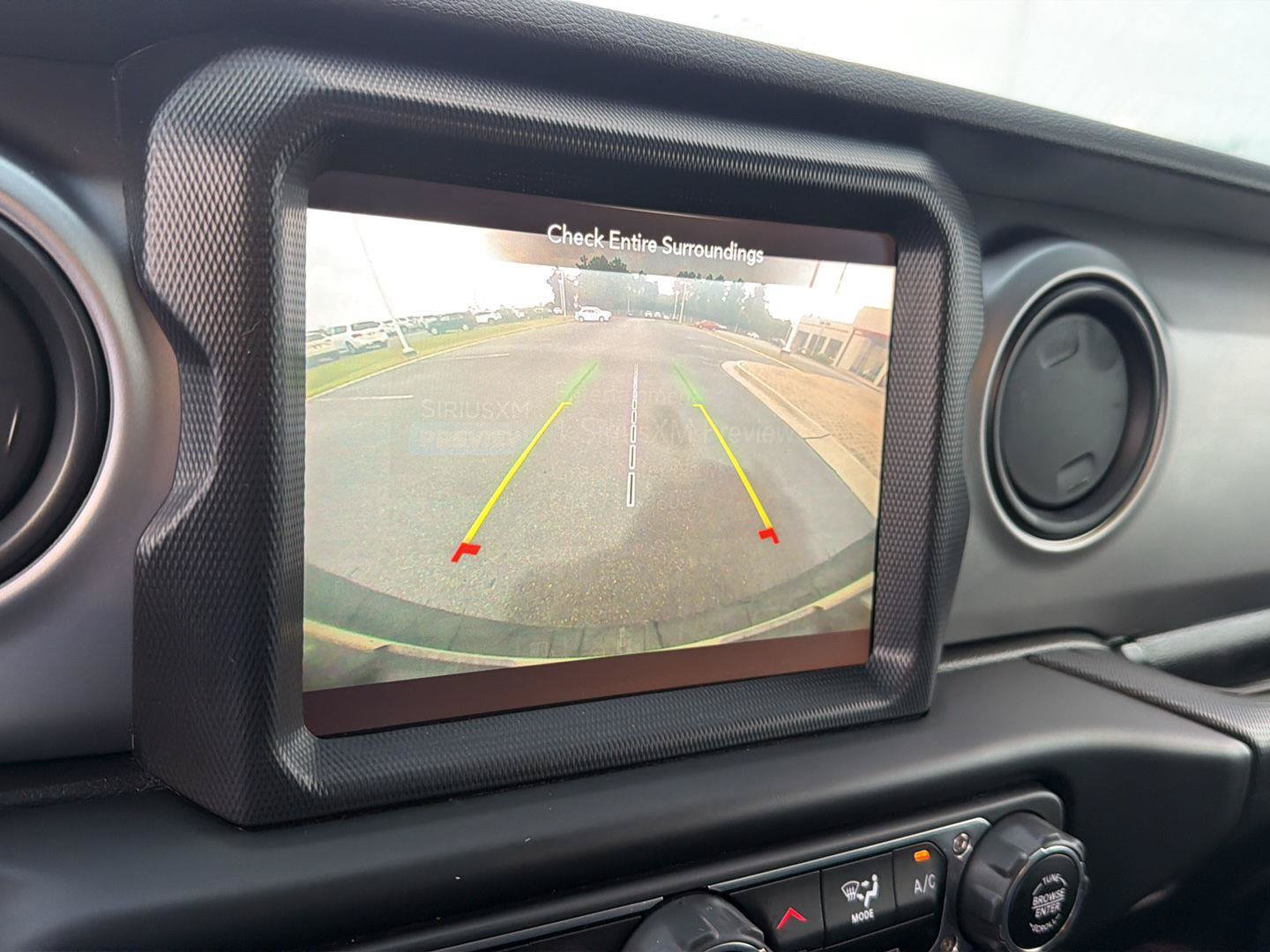 Used 2021 Jeep Wrangler Unlimited Sport AWD/4WD image 25