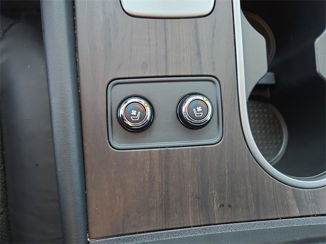 Certified 2024 Nissan Murano Platinum w/ Cargo Package image 28