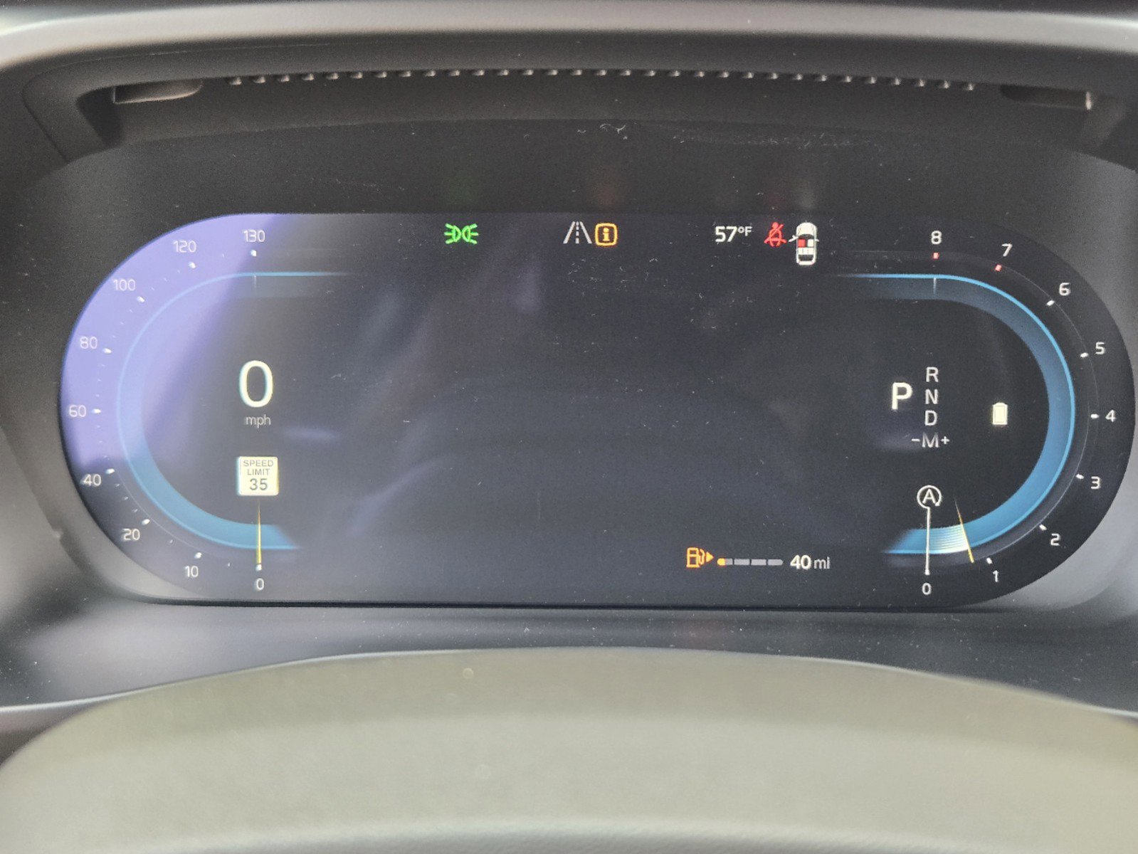 New 2025 Volvo XC40 B5 Core w/ Protection Package Premier image 19