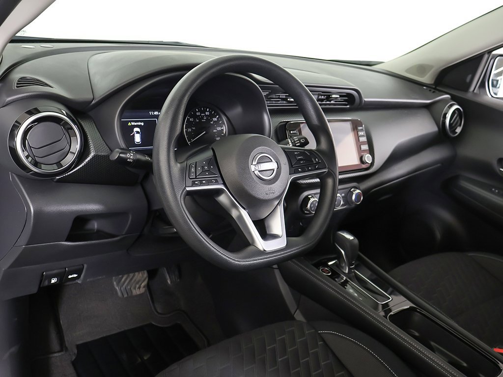 Used 2023 Nissan Kicks SV image 24