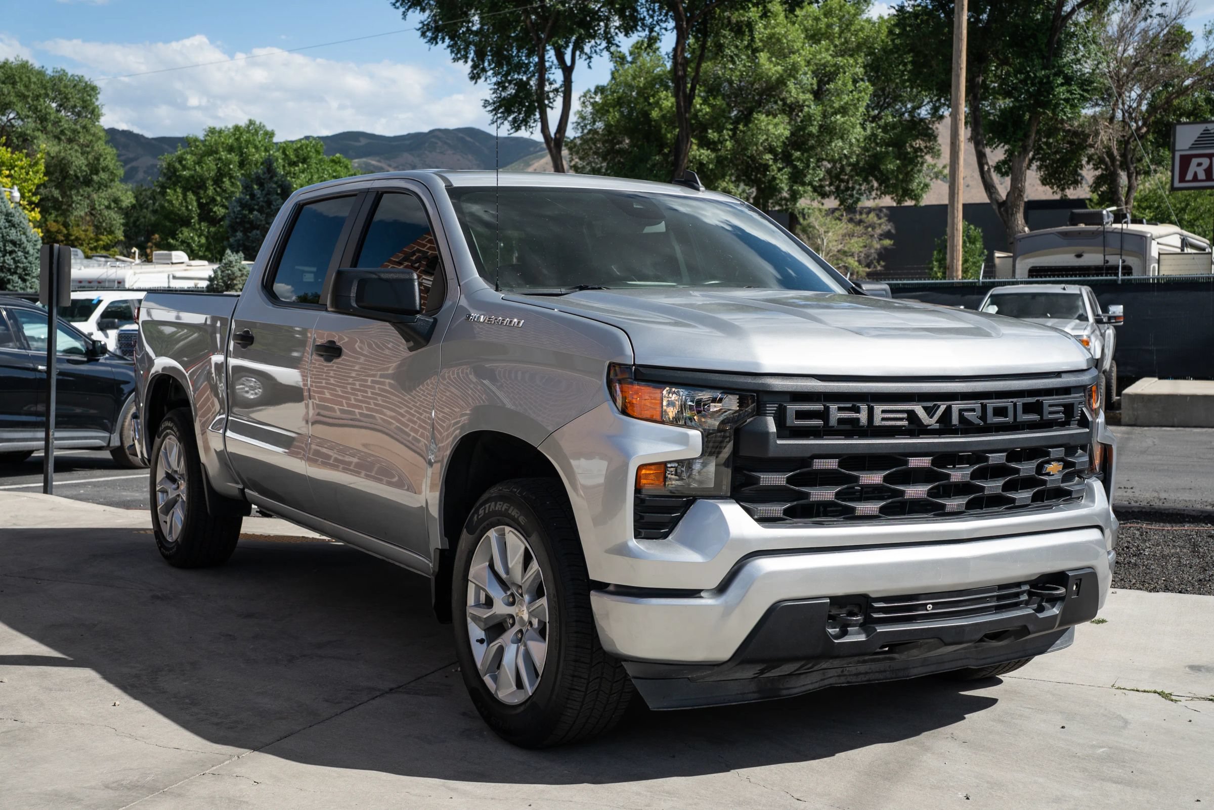 Used 2022 Chevrolet Silverado 1500 Custom RWD image 11
