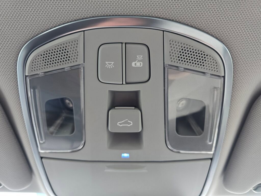 Used 2017 Hyundai Sonata Limited w/ Ultimate Package 04 image 30