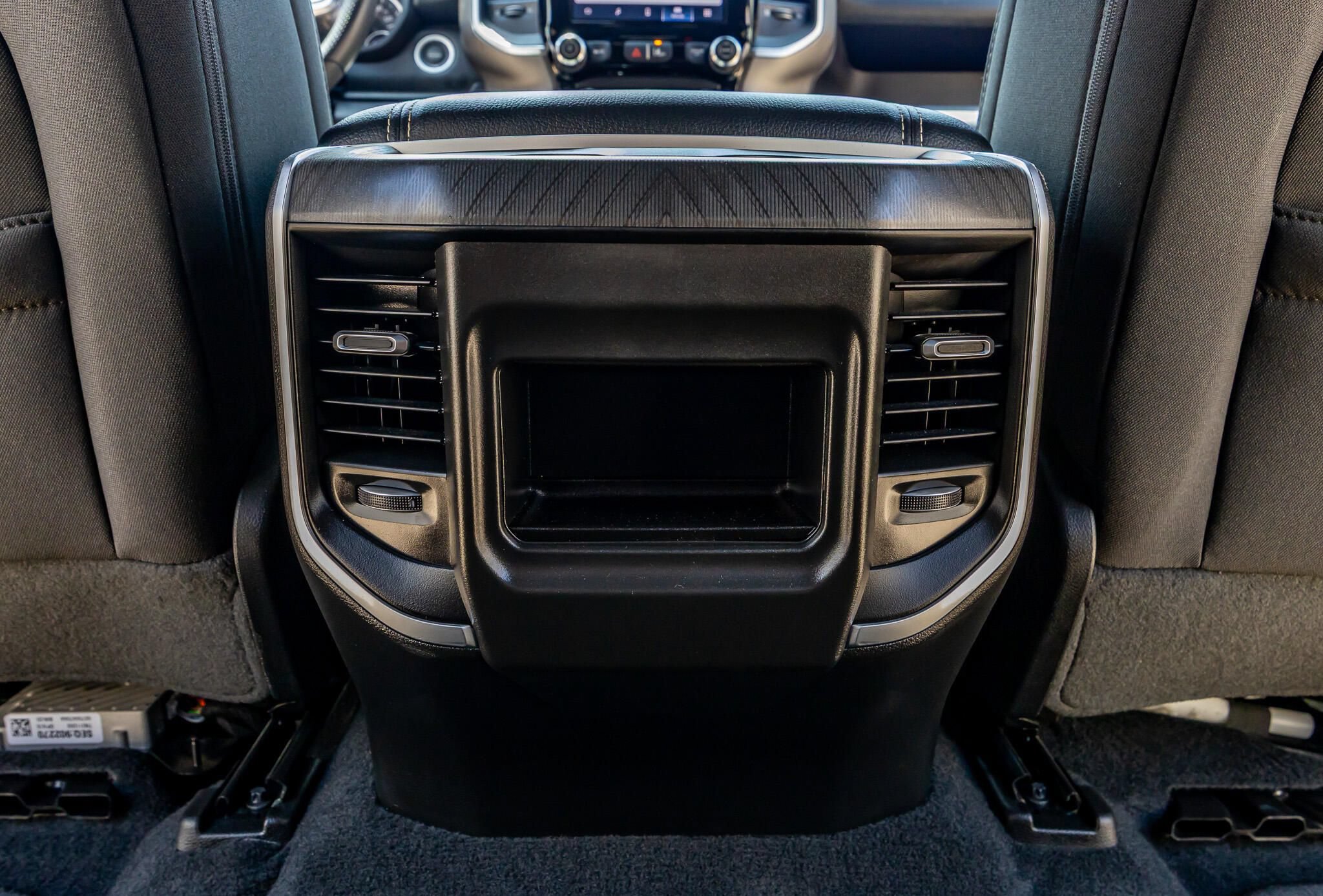 Used 2026 RAM 1500 Express AWD/4WD image 35