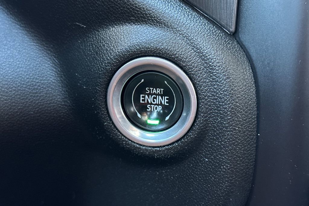 Used 2022 GMC Sierra 2500 AT4 image 22