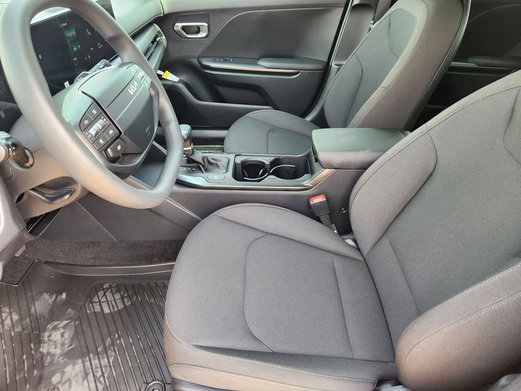 New 2026 Kia K4 LXS image 9