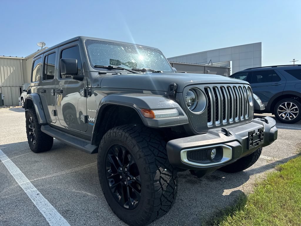 Used 2021 Jeep Wrangler Unlimited Sahara w/ Safety Group AWD/4WD image 4