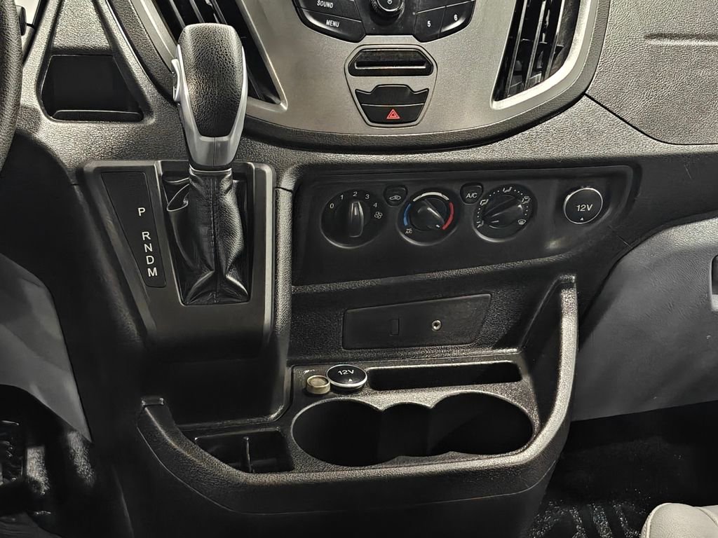 Used 2016 Ford Transit 150 XL image 6