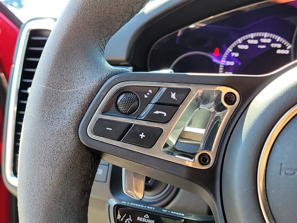 Certified 2022 Porsche Cayenne Turbo image 36