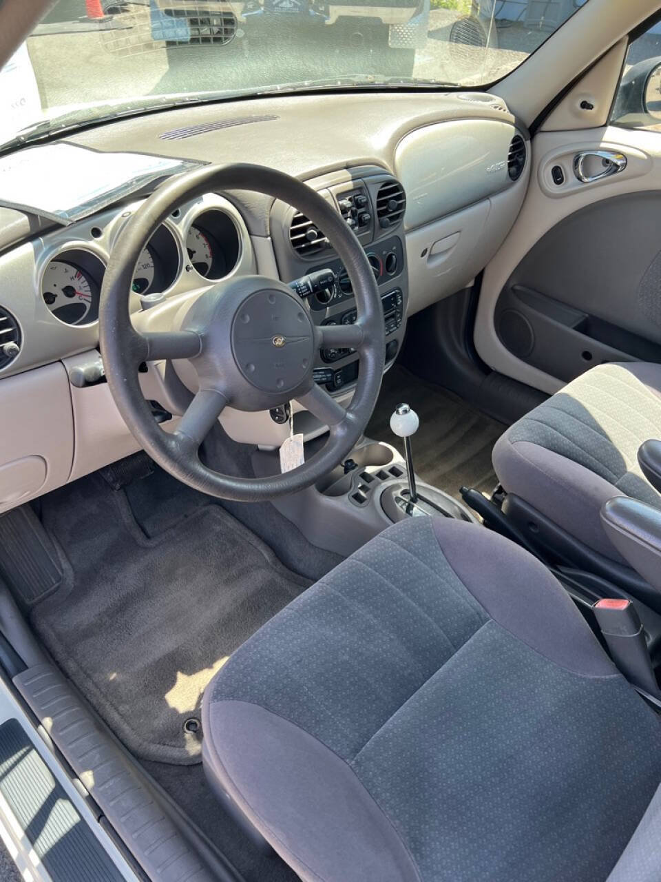 Used 2004 Chrysler PT Cruiser w/ PWR Convenience Group FWD image 26