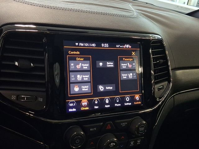 Used 2020 Jeep Grand Cherokee High Altitude image 26