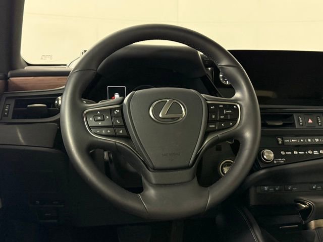 Used 2025 Lexus ES 300h w/ Premium Package image 27