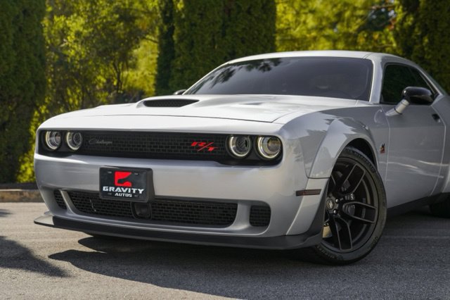 Used 2021 Dodge Challenger R/T Scat Pack RWD image 2