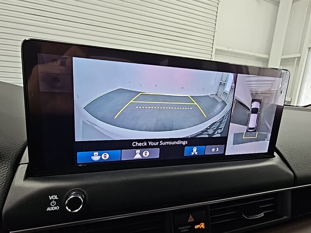 New 2026 Honda Pilot Touring image 19