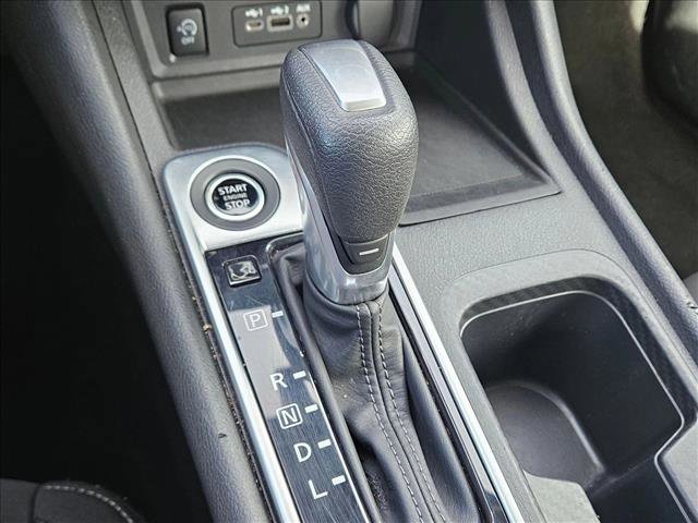 Used 2024 Nissan Sentra SV FWD image 12