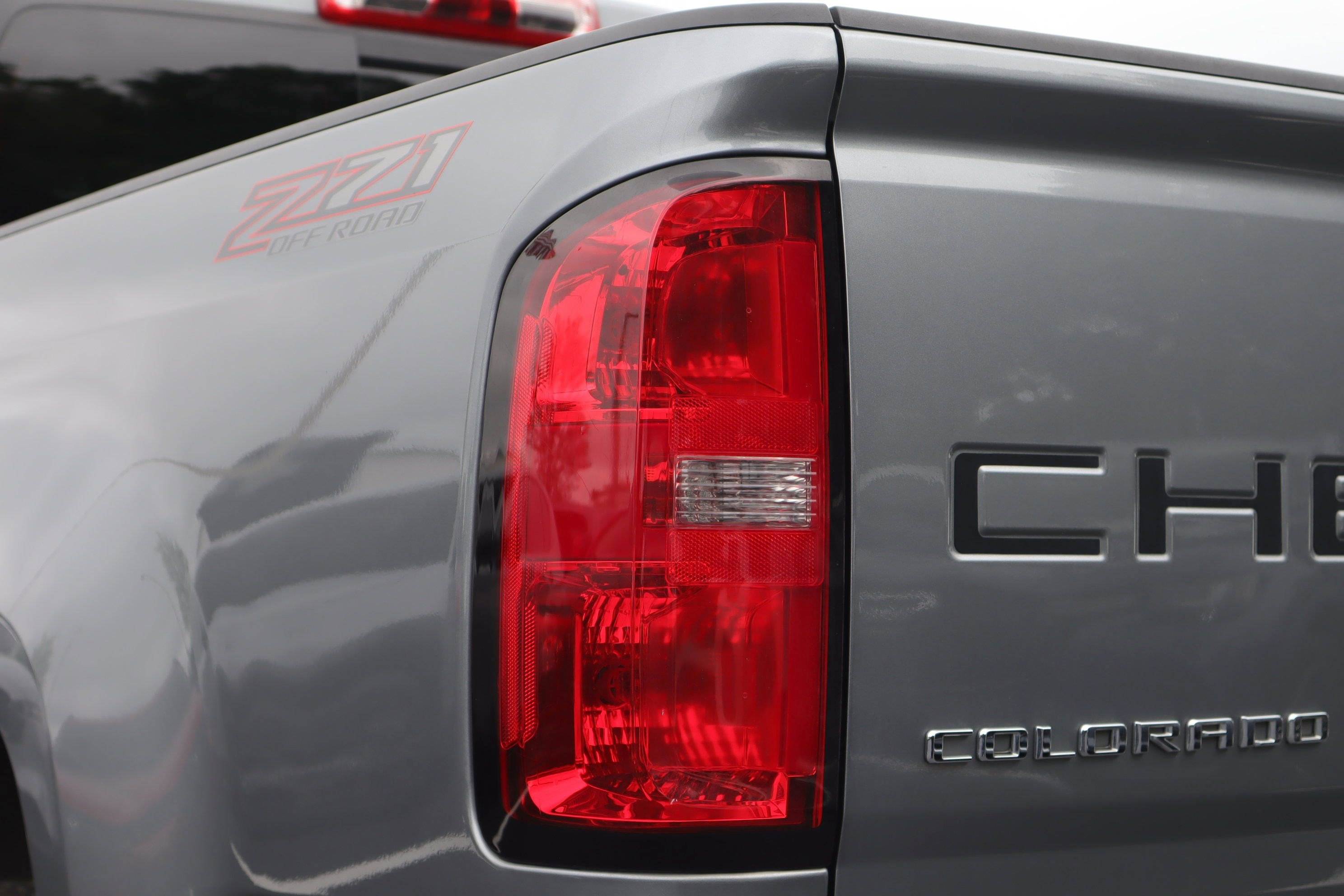 Used 2022 Chevrolet Colorado Z71 w/ Safety Package AWD/4WD image 32
