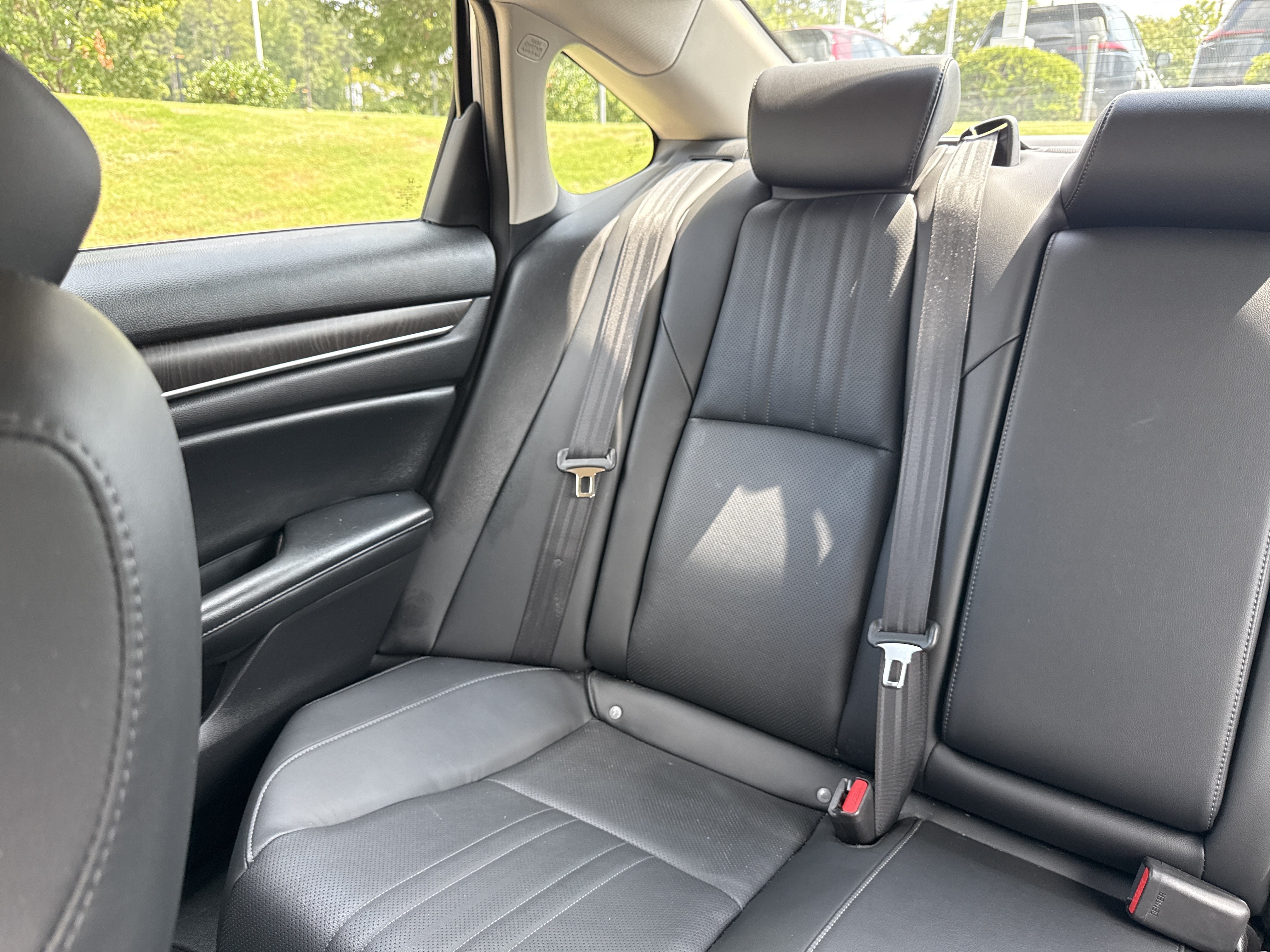 Used 2022 Honda Accord EX-L image 31