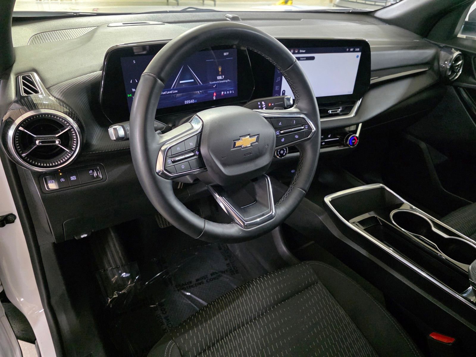 Used 2025 Chevrolet Equinox LT image 24